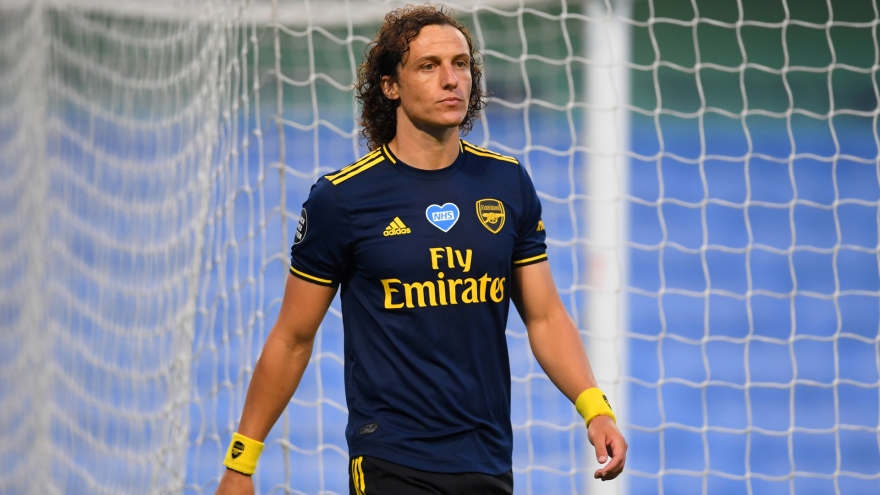 Thi đấu thảm họa, David Luiz vẫn được Arsenal gia hạn hợp đồng